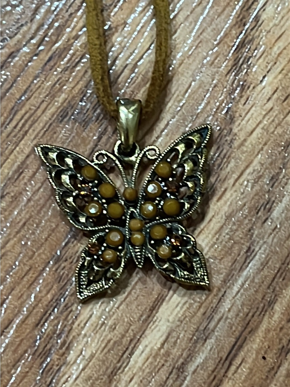 Vintage-Style Gold Butterfly Pendant Necklace in Brown. Approx 20 inch +